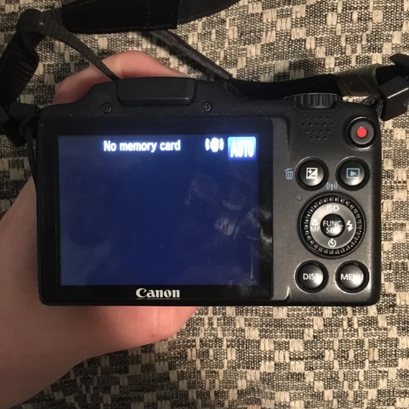 Excellent condition canon PowerShot sx510 hs - Picture 2 of 4